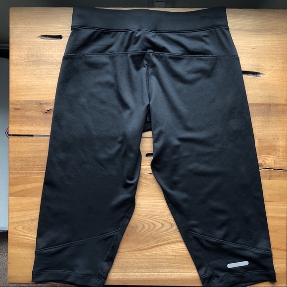 Reebok Cropped Leggings Play Dry w/ Drawstring - Picture 7 of 8